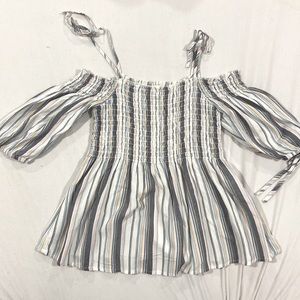 XS Aeropostale off the shoulder top